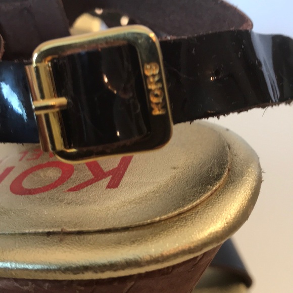 Michael Kors Brown Patent Leather Wedges Size 7 - Picture 4 of 8